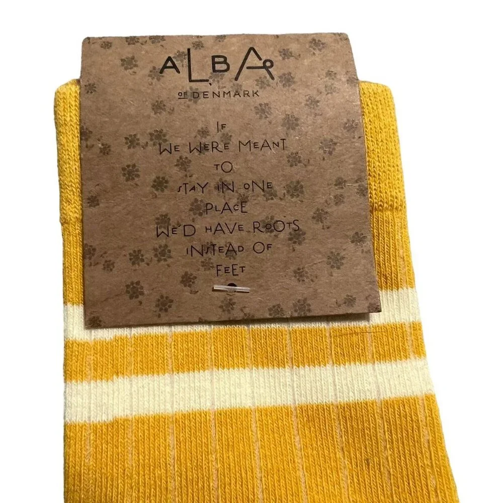 NEW Alba Of Denmark Sz 31-33 (13-2 US Shoe Size) Old Gold Stripe Knee Socks -